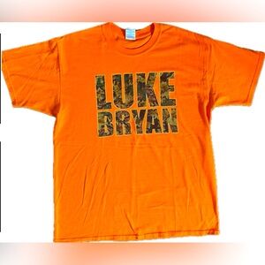 Luke Bryan short sleeve shirt. Excellent condition. Unisex. Size Large
